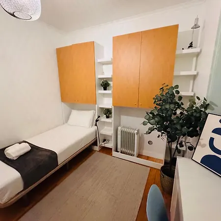 بيت شباب Arroios